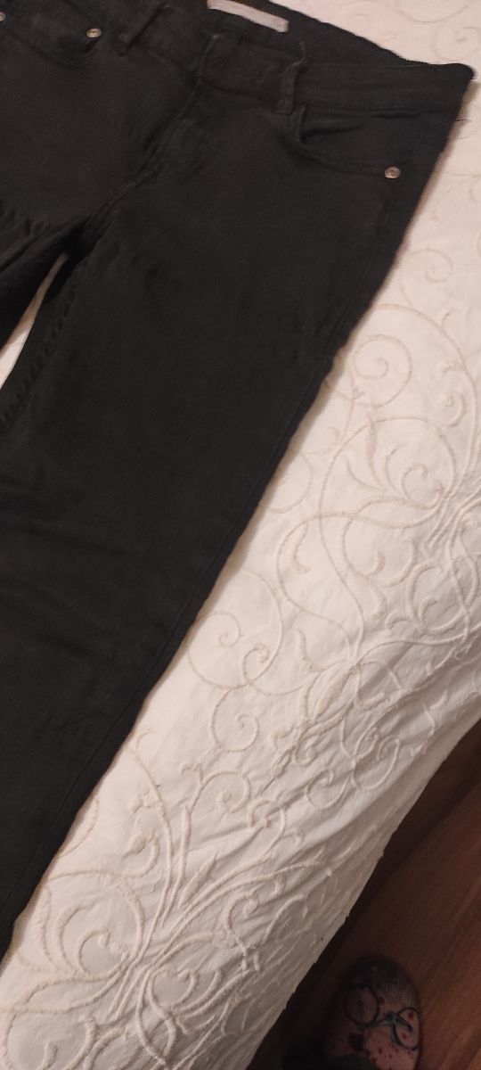 pantalón pitillo Zara t 38