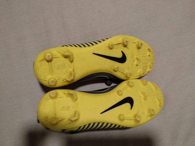 ¡EL REGALO PERFECTO!: botas de fútbol Nike.