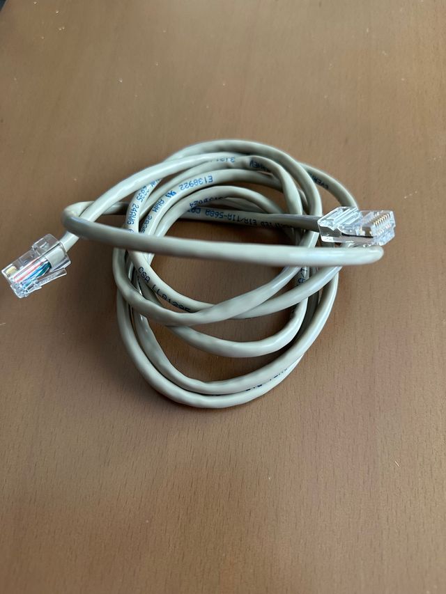 Cable de red RJ45 (1€-Ud)