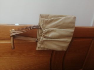 bolso piel, con monedero monedas. 