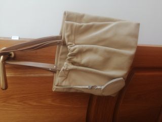 bolso piel, con monedero monedas. 