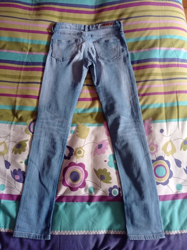Pack 2 pantalones Vaqueros H&M. Talla 10 años