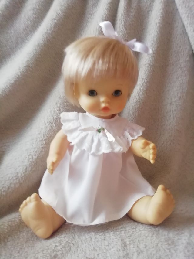 Muñeca chiquitina años 70/80