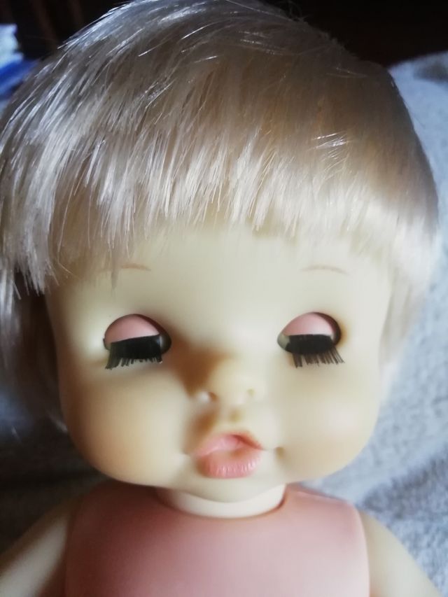 Muñeca chiquitina años 70/80