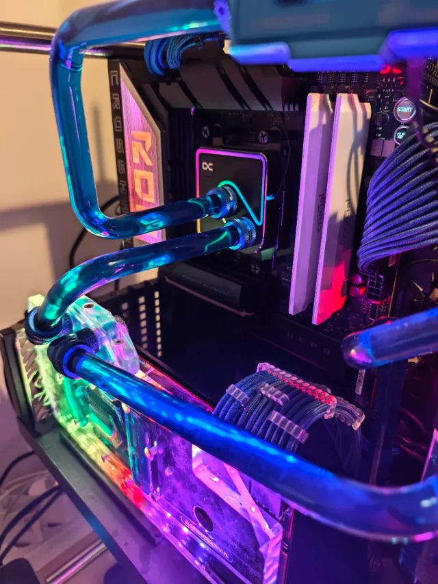 Ordenador con refrigeración Líquida Custom