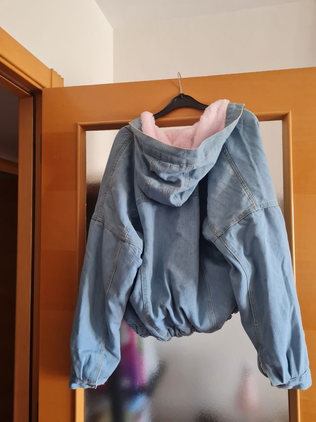 Bomber vaquera con capucha