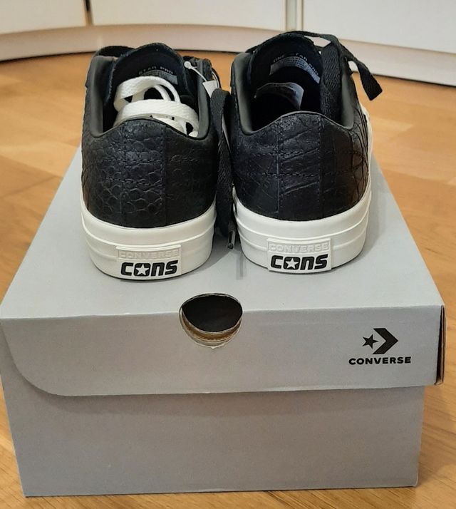 CONVERSE PIEL NEGRA NUEVAS