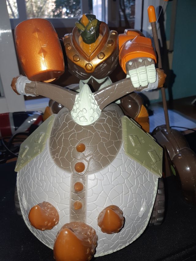 coche teledirigido Gormiti Tierra