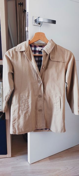 Abrigo beige niña