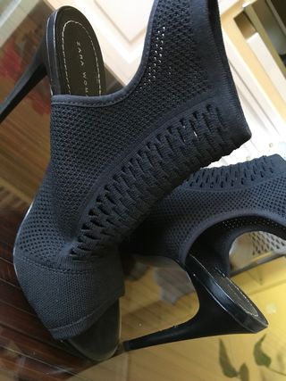 Sandalias negras Zara Woman talla 40