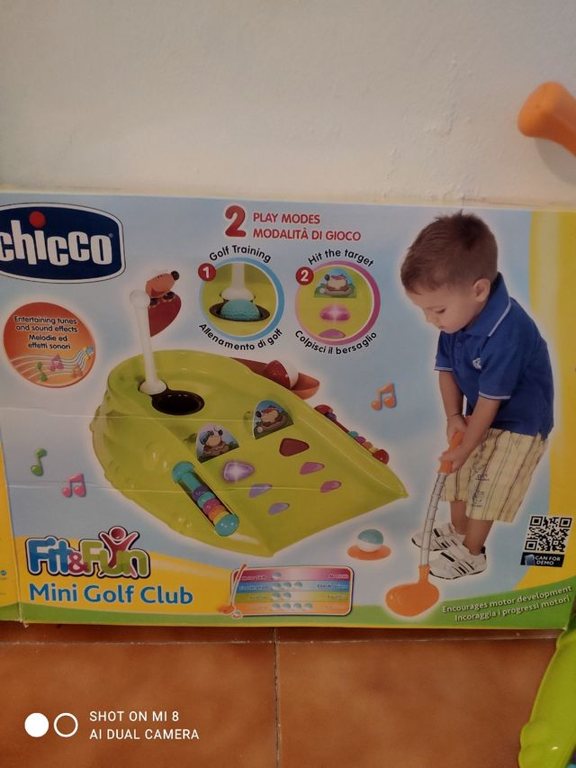 Mini golf eléctrico con luces chicco