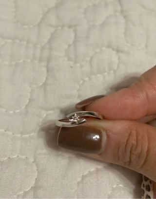 Alianza compromiso oro Blanco con diamante 