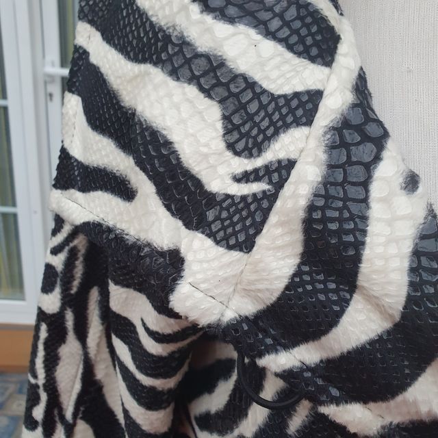 Chaquetón de cebra