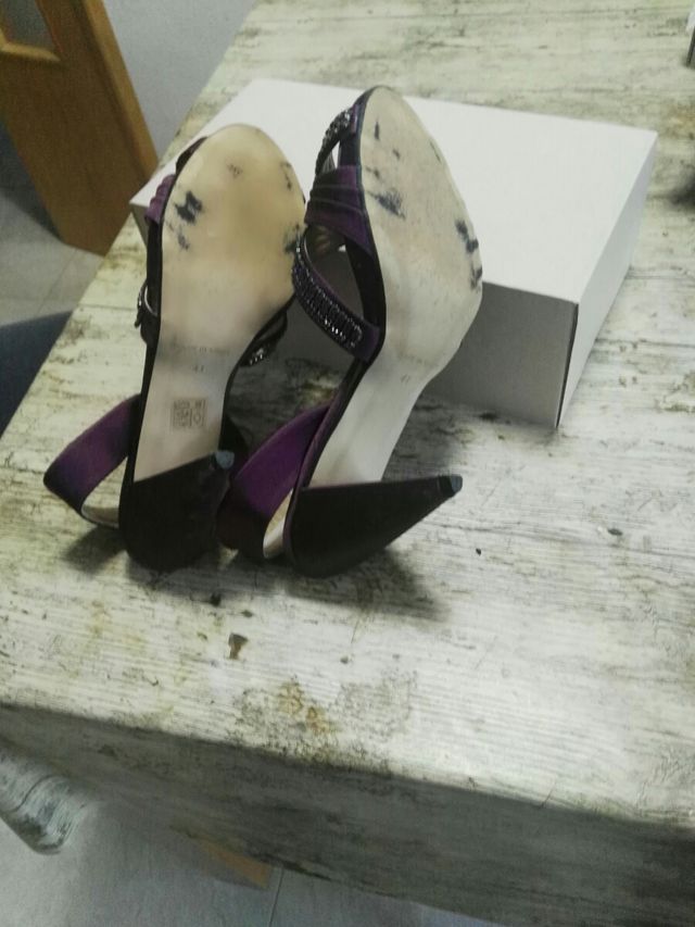 PRECIOSAS SANDALIAS MARIAN 41