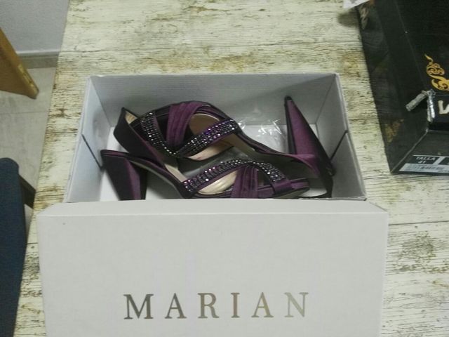 PRECIOSAS SANDALIAS MARIAN 41