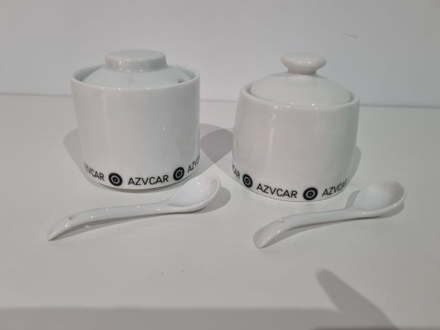 2 zuccheriere in porcellana