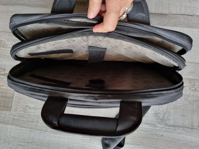 Custodia per laptop da 15"