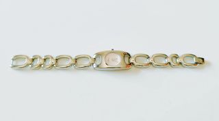 Reloj plateado Lotus 