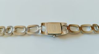 Reloj plateado Lotus 