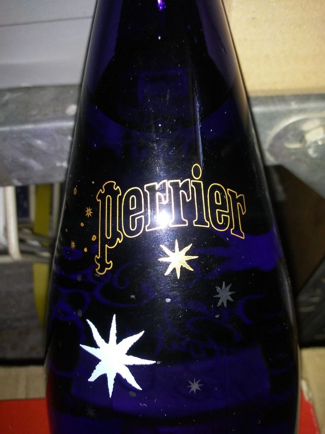 Botella Edición Limitada. PERRIER