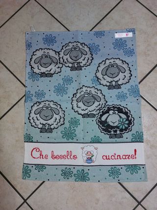 asciugapiatti ricamato