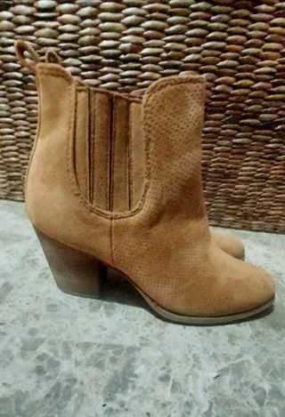 botin camel