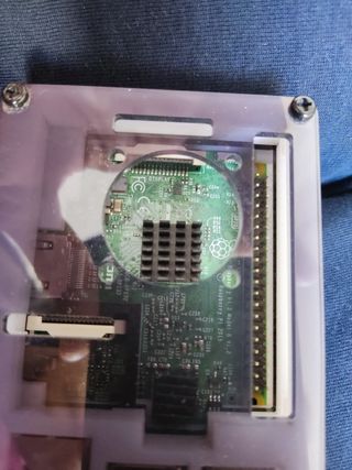 Raspberry pi 3b (+opcional kit ambilight)
