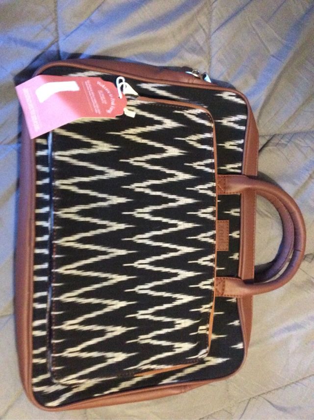 Maletín trabajo ,múltiples compartimentos.