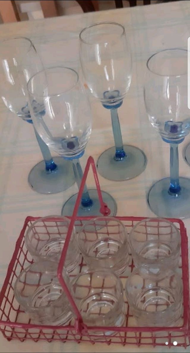 Copas y vasos de licor o chupito