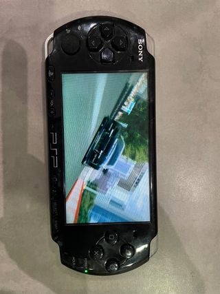 Psp + memori card + 9 juegos