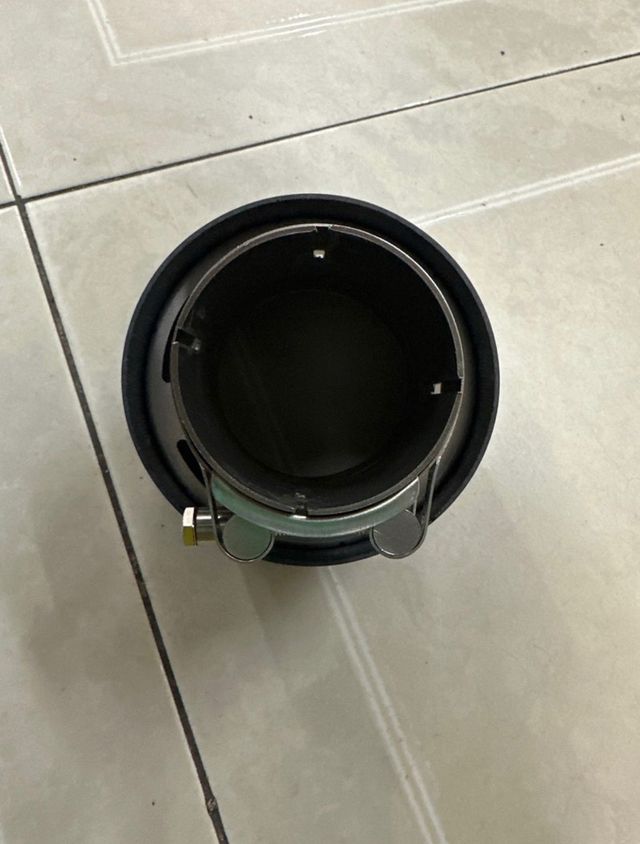 Cola de escape carbono Remus