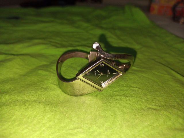 reloj sentinel brazalete rebajado