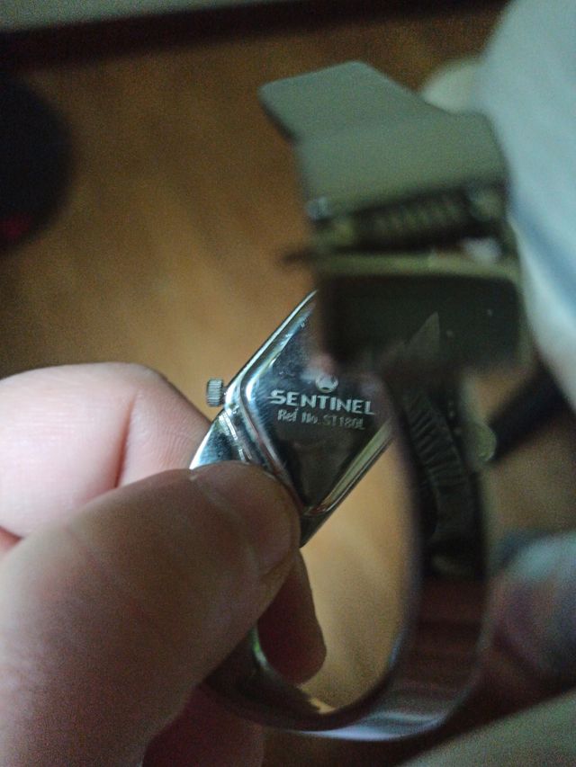 reloj sentinel brazalete rebajado