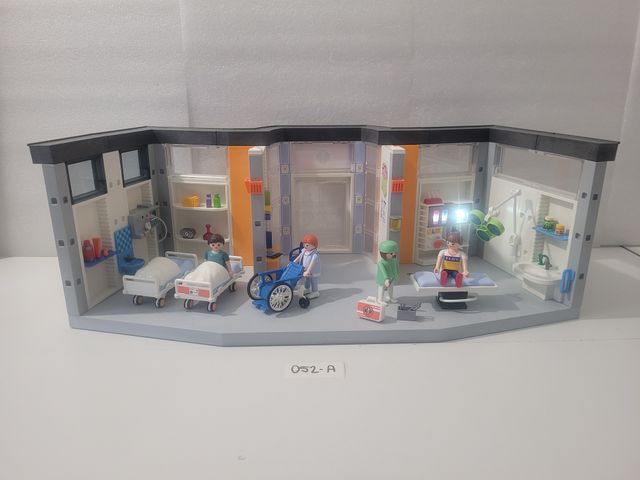 Hospital de Playmobil de segunda mano por 40 EUR en Camarma de