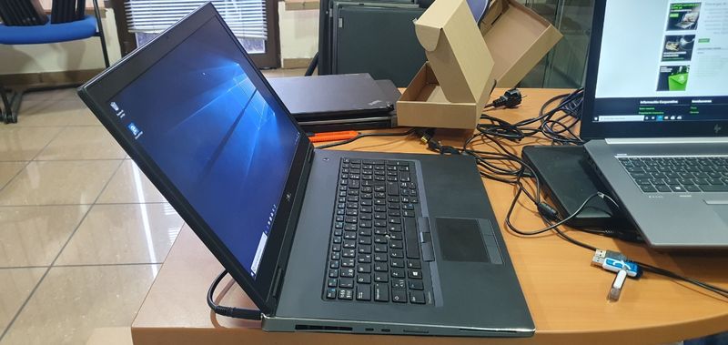 DELL 7730 I7 8850H 32 RAM 512 SSD afbeelding 6