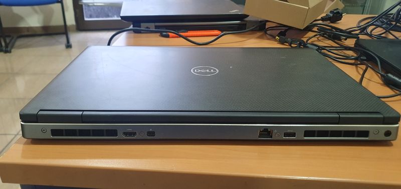 DELL 7730 I7 8850H 32 RAM 512 SSD afbeelding 8