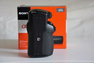 Grip - empuñadura Sony VG-B50AM original a580/550