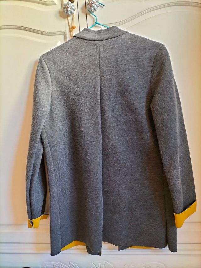 Chaqueta bleiser color gris talla S