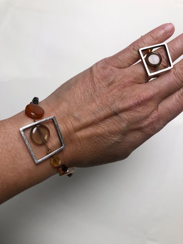 Conjunto de pulsera y añillo