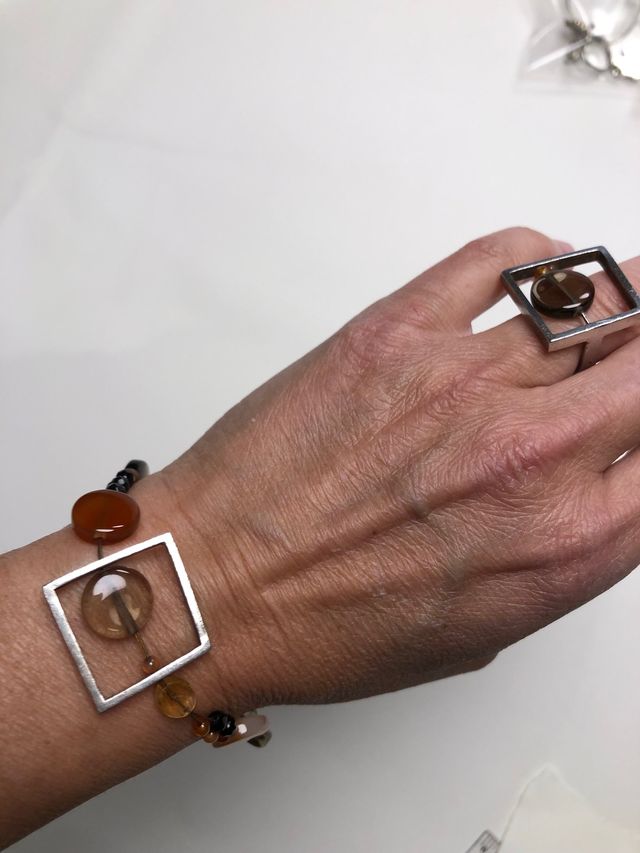 Conjunto de pulsera y añillo