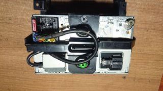 mueble con sistema dvd VOLKSWAGEN  3B7035110 y sis
