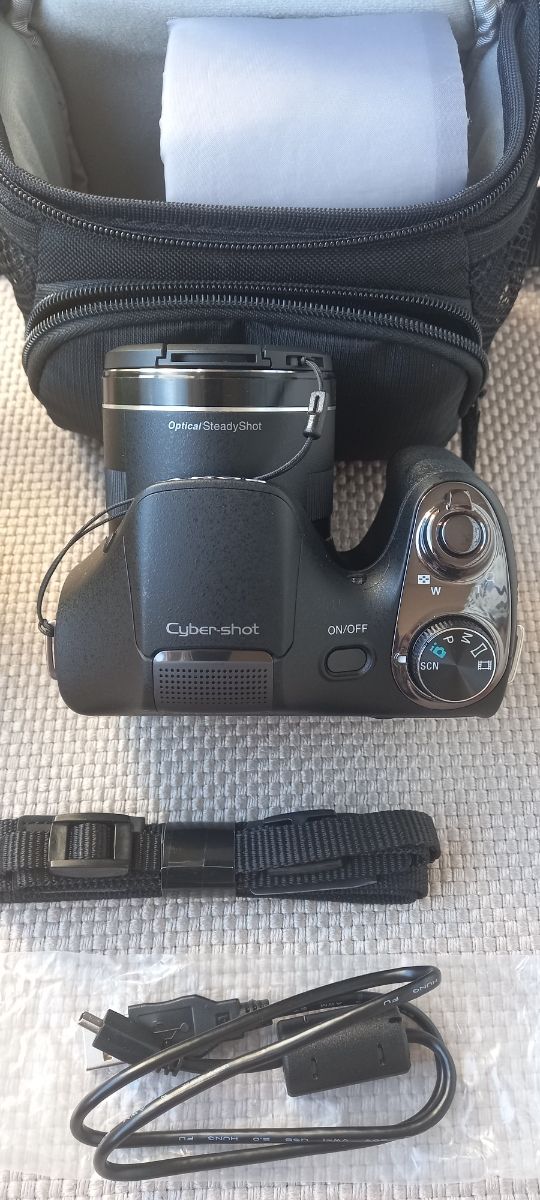 CÁMARA DE FOTOS SONY DSC H300