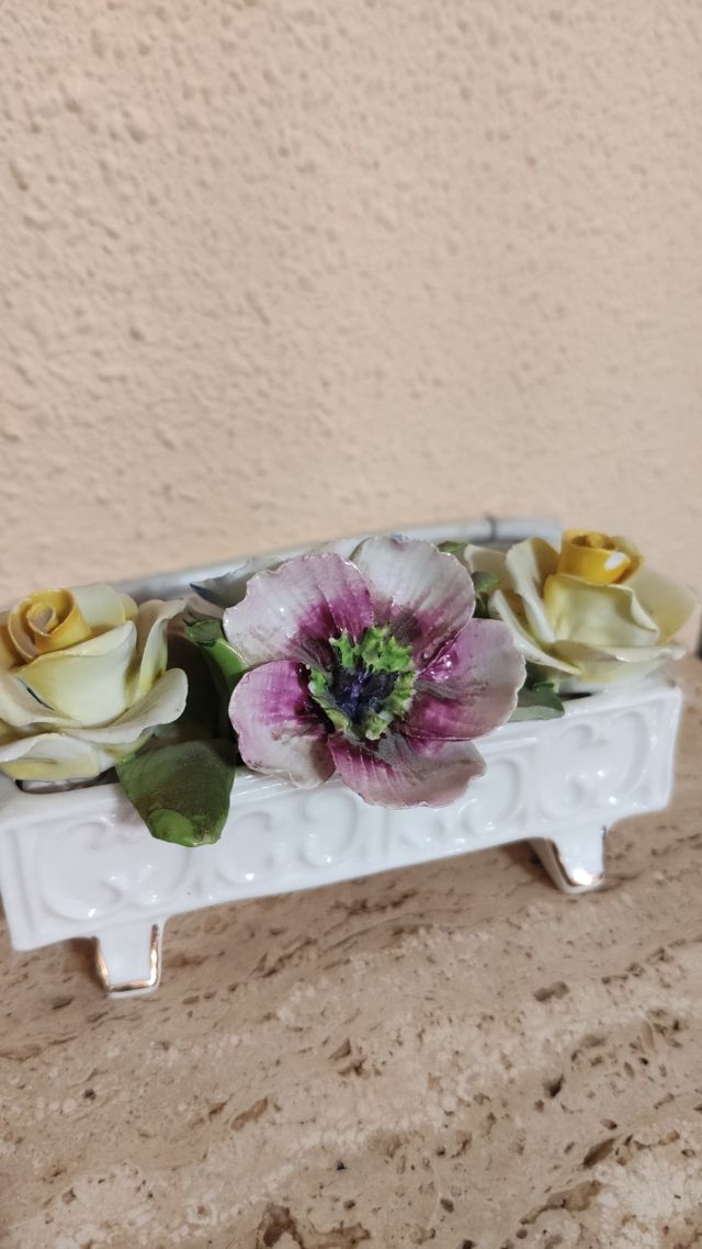 ADORNO VINTAGE STAFFORDSHIRE, INGLATERRA