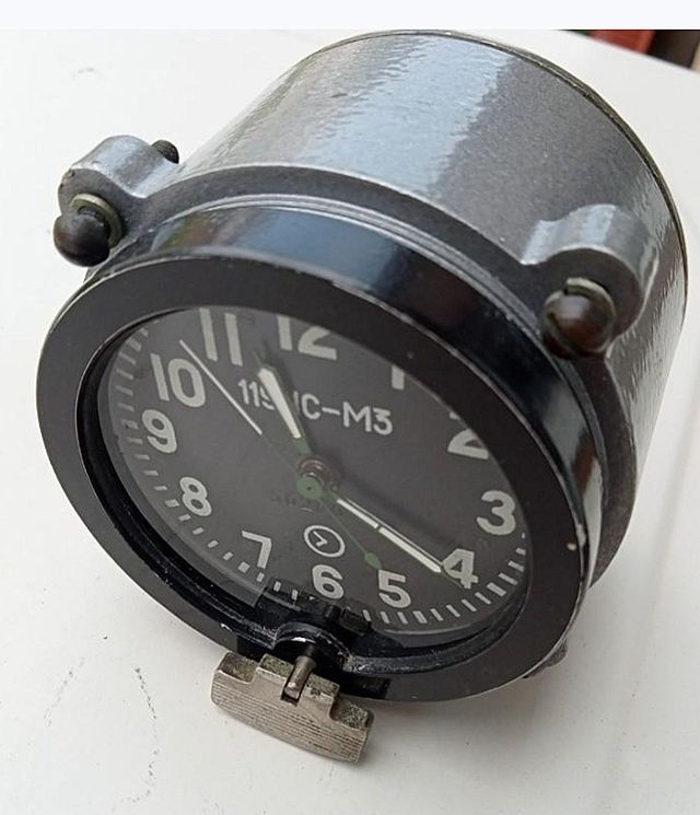 Reloj de carro combate URRSS año 70.
