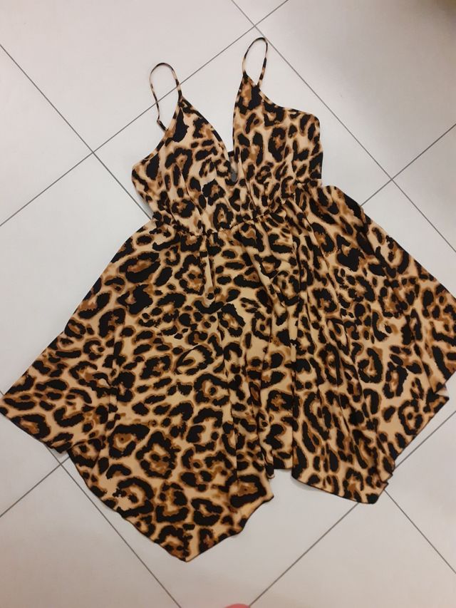 vestito corto leopardato, con bretelline, nuovo