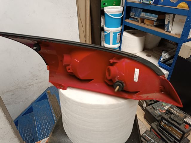 Pilotos traseros Ford Focus 98