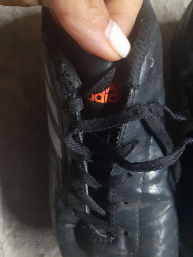 zapatillas fútbol sala lote de tres Nike y Adidas