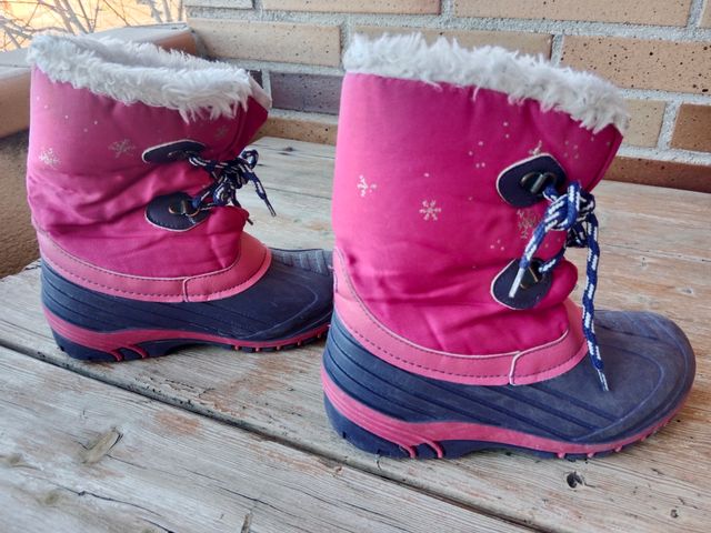 botas de nieve. talla 30.