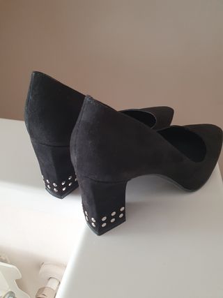 zapatos negro ante