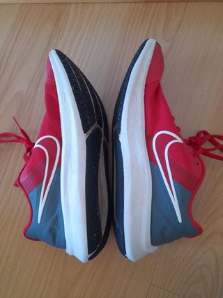 Zapatillas Rojas NIKE Talla 37.5